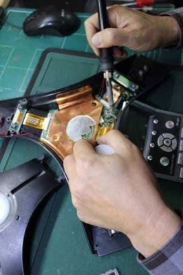 Hinh-thuc-te-sua-chua-bo-mach-polycom-SSIP7000-8