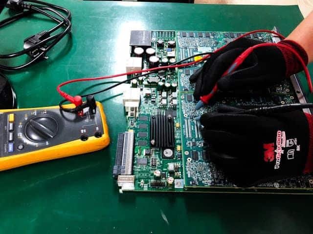 Sửa chữa MCU POLYCOM RMX 2000 4 sua-chua-POLYCOM-MCU-RMX-2000-4