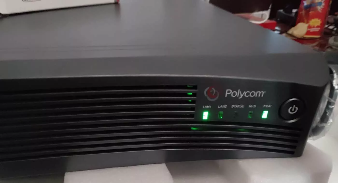 Polycom RMX 1800 lỗi đèn -2